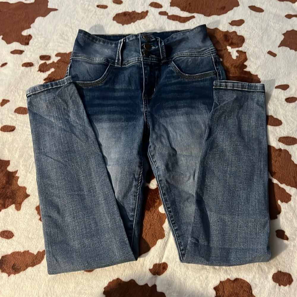 Wallflower jeans!